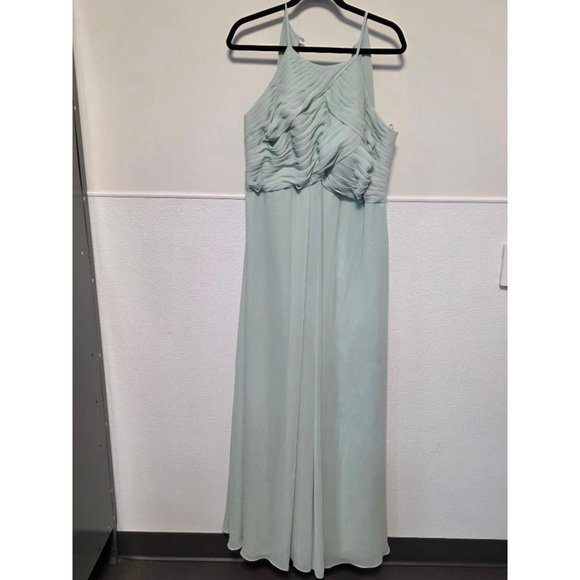 Women's AW.BRIDAL Mint Green Spaghetti Strap Pleated Maxi Dress US 16 - Picture 1 of 11
